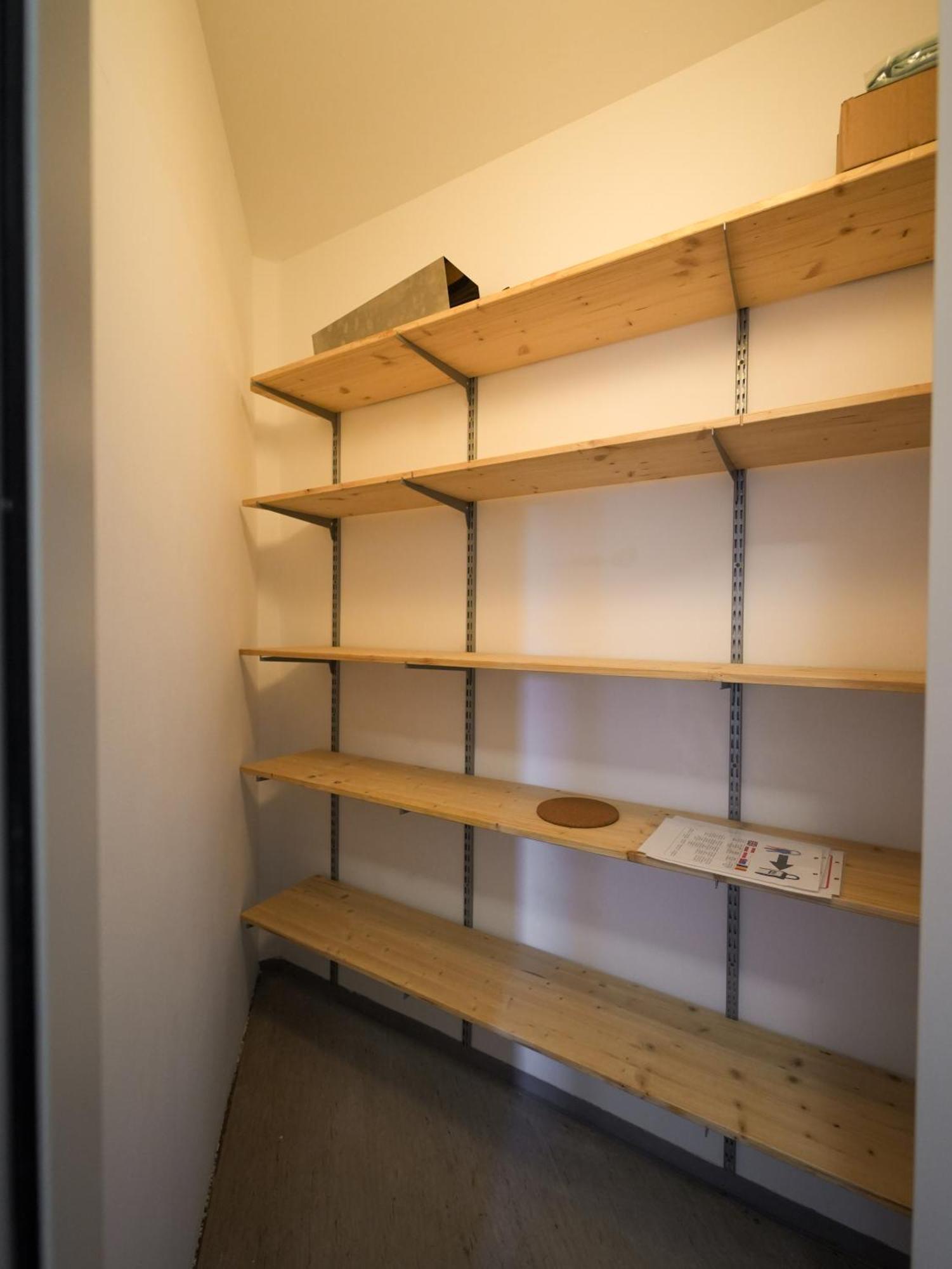 Spacious Apartments With View & Free Parking Wiener Neustadt Exterior photo