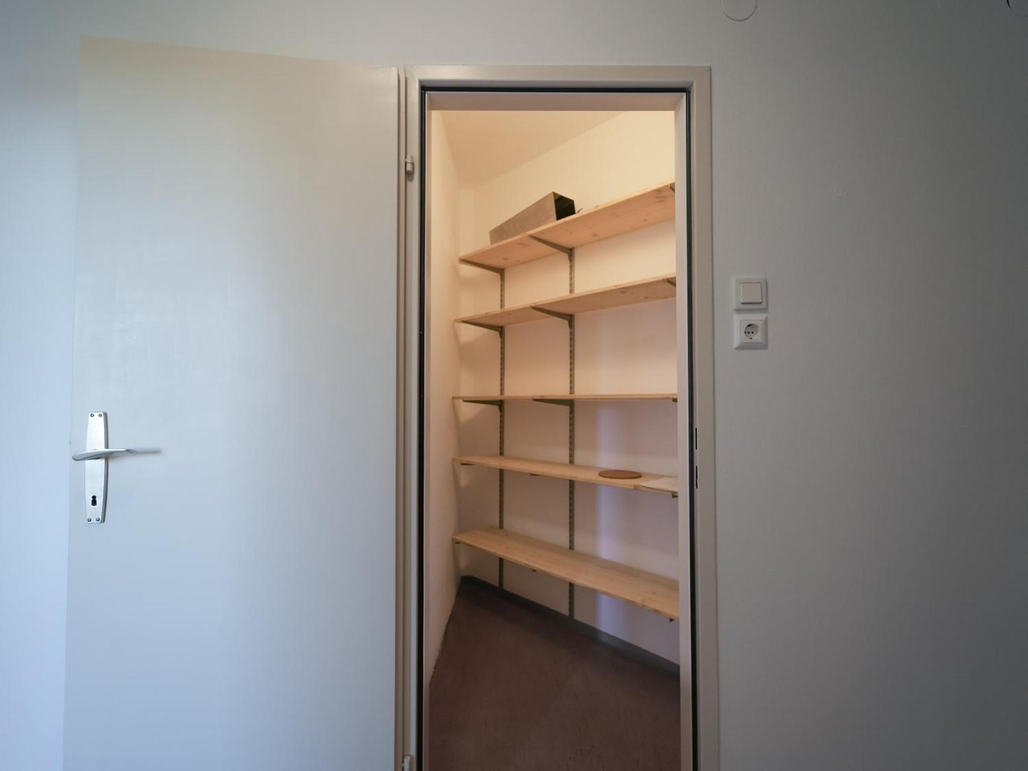 Spacious Apartments With View & Free Parking Wiener Neustadt Exterior photo